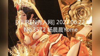 最新青春无敌！抖音风极品身材裸舞女王【E小姐】2024特辑，抖臀各种挑逗跳舞时胸部都快飘起来了，胸软爽至巅峰