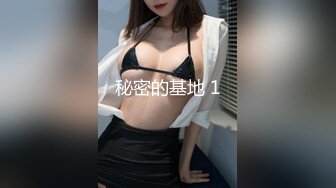 KTV 女厕偷拍穿着清凉的阔腿裤美女