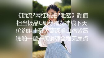 歌厅探花KTV唱歌 点了两个美女玩4P淫乱大战  一人一个同时进行