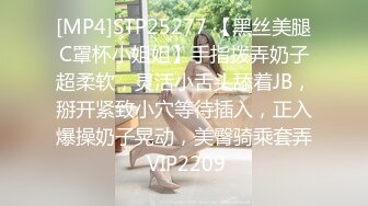 02萝莉室内3P啪啪第一场，制服诱惑口交足交被小哥激情爆草呻吟，无毛骚逼使劲抠电击棒弄奶子骚逼抽搐