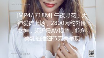 这么漂亮的长腿学生妹女朋友，让她穿上JK制服，画面有多美