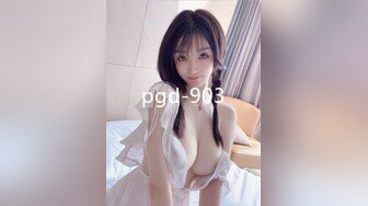 高清偷拍公司里的美女同事