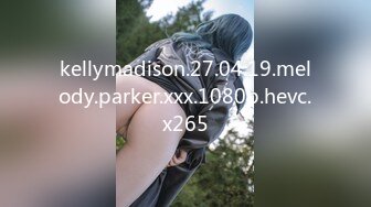 [MP4/ 1.84G]&nbsp;&nbsp;长相甜美气质牙套妹和闺蜜女同诱惑，掰穴特写毛毛浓密互舔逼逼，一起翘起屁股扭动浴室洗澡湿身