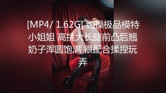 3P群P淫乱派对一 绿帽老公和单男3P淫妻 (1)